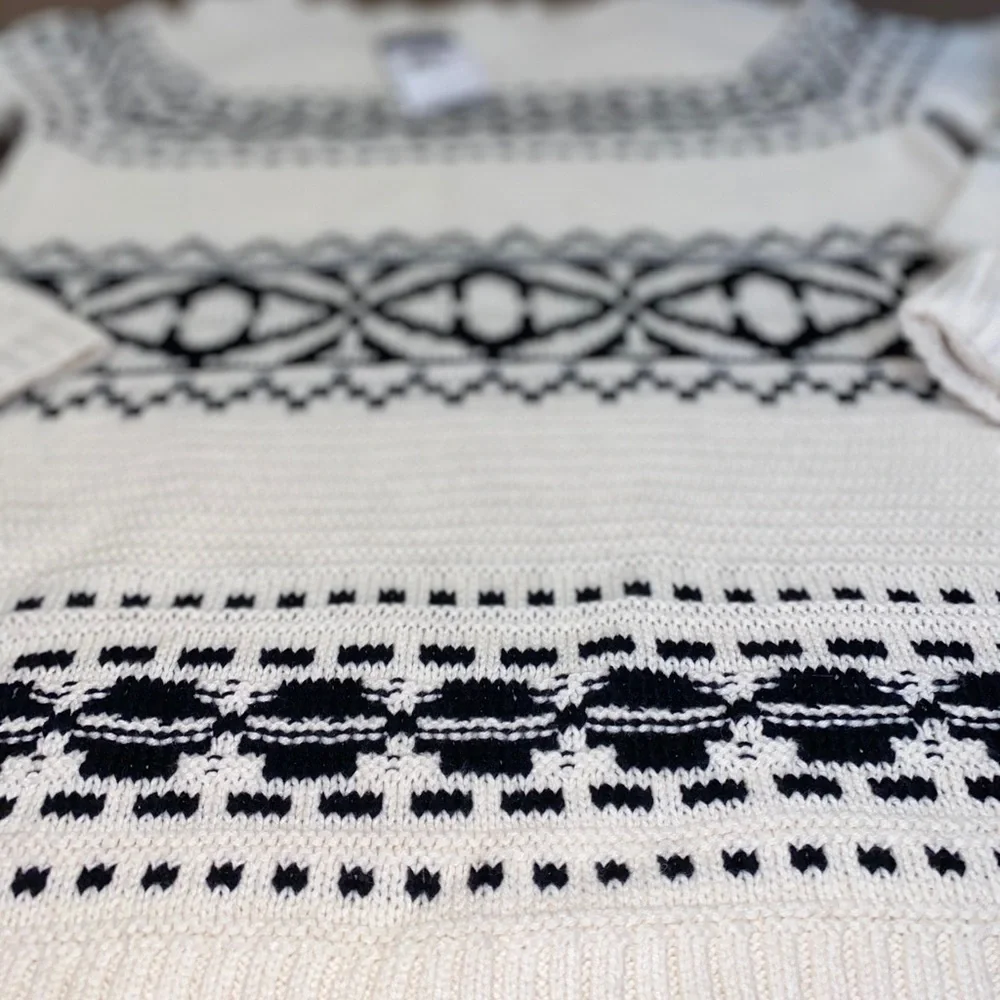 NWT CHAPS BLACK & CREAM FAIR ISLE SWEATER SZ M